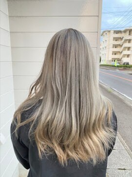 ヘアーメイク ドット(HairMakeDOT) 色落ちも楽しめるグレー