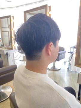 コワファースト 大分(COIFF1RST) 刈り上げショート