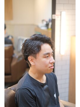 アマミ(AMAMI) ツイストスパイラルパーマ