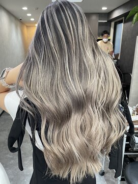 ルーゼン(LUXEN) 【LUXEN】ホワイトバレイヤージュ