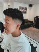 ザワイケーピー(THE YKP)&nbsp;フェードカット　メンズ　バーバー　床屋