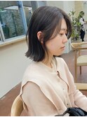 切りっぱなしボブ　外はねボブ　ブリーチなしグレージュ　rena