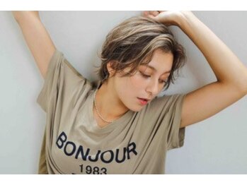 ヘアーメイクポリッシュ 大久保店の写真/《POLISHオリジナル♪＋3300円で白髪をブリーチなしハイライトでカバー》
