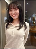 肌に馴染むパープルグレー