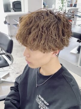 フィフス 原宿(fifth) 縦落ちパーマツイストスパイラルパーマシャドウパーマ大人ヘア