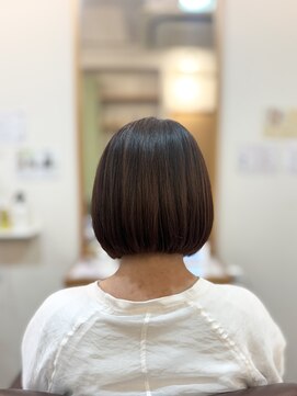 ヘアー グリーン(hair green) 30代40代50代/ミニボブ/パッツンボブ/ブラウンカラー