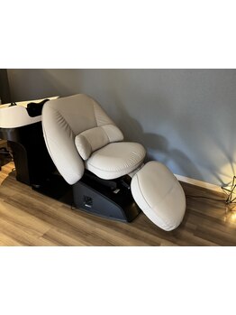 落ち着いた上質サロンで心も髪もリフレッシュ♪少人数だからこその丁寧な施術と接客で特別なひとときを♪