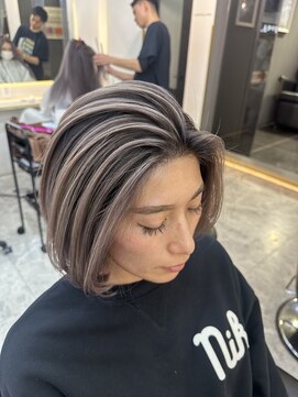 ラピス 千葉(Lapis) シャドウルーツ逆バレイヤージュ