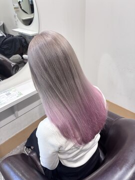 アン(Hair make un) デザインカラー/ルーツカラー/グラデーションカラー/ブリーチ