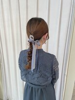 イーズ(ease.)&nbsp;編み下ろし/リボンアレンジ/お呼ばれヘアアレンジ