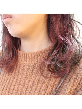 デコヘアーフラッペ(DECO HAIR frappe) ピンクレッド×インナーカラー