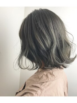 アヴァンス 江坂店(AVANCE.) 透明感グレージュ