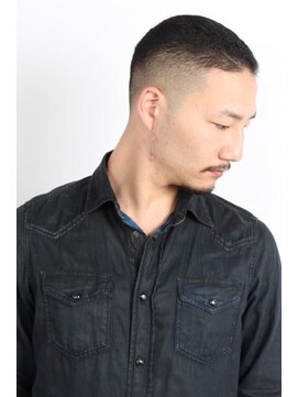 ワンワンオー バーバーショップ コンチネンタル(@110 BARBER SHOP continental) FADEカット