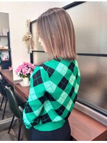 プチメゾントウキョウ(Petit Maison Tokyo) ミルクティバレイヤージュ_切りっぱなしボブ