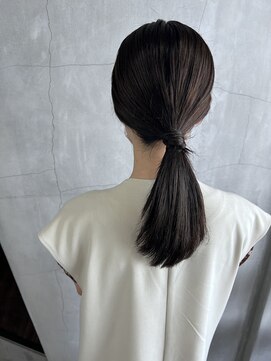 ティティ(TiTi) ブリーチ無しで透明感ベージュ[TiTi_福田りの]