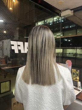 ラフ(LAFF) #ショコラアッシュ#ヘルシースタイル#ふんわりカール