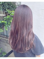 ヴァロ(Valo)&nbsp;大人のナチュラルラベンダー/軽すぎない柔らかロングレイヤー