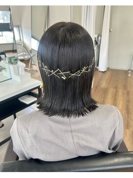 オウン(AUN) ロングボブアレンジ