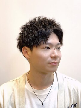 マキシム ナカイ(MAXIM NAKAI) メンズアップバングショートソフトツイストパーマスタイル