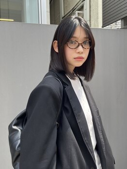 ケイトミラー(KATE Mirror)の写真/当店のコンセプトでもあり、毎朝のヘアセットに欠かせない"再現性"を重視したトレンドスタイルをご提案。
