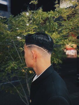 アレーズバイベニボンズ(Alaise by Beni,Bond's) サイドパート×フェード×ライン