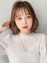 リヤン 表参道(lyann)&nbsp;イメチェンピンクベージュ前髪イヤリングカラーa