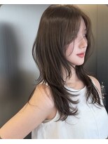 トゥッカ(tukka)&nbsp;セミロングレイヤー