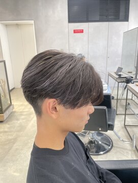 エイト ヘアサロン 渋谷本店(EIGHT) 刈り上げセンターパート