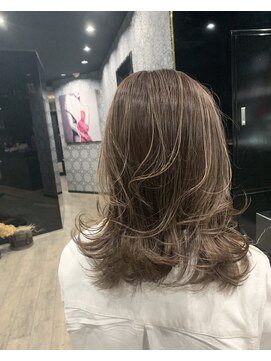 ウィクシー(wixy) 大人めハイライト、セクシーver