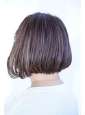 ショートボブ×ハイライトローライトアッシュ