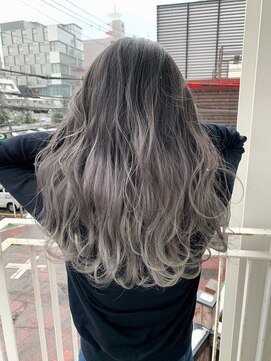 ラフトーキョウセカンド(RAF TOKYO 2nd) NAOスペシャルホワイティラベンダーグレー×バレイヤージュ