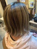 フィール(FeeL)&nbsp;ハイライトボブ