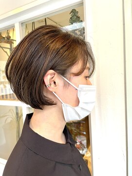 アンテシニヨン(Un the Shiniyon) ミニボブ×ナチュラルハイライト