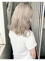 ソーコ 渋谷(SOCO)&nbsp;ハイライトケアブリーチカラーインナーカラーダブルカラー