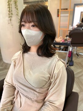 アリスバイアフロート 自由が丘(ALICe by AFLOAT) 鎖骨上ミディアムくびれカット