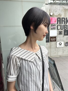 ロンド レア 天神大名店(Lond Le’a) グレージュショートヘアダブルカラーケアブリーチハイトーン韓国