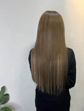 フツーロ 栄(FUTURO) プルエクステ