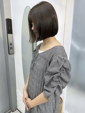 イコ 表参道原宿(ico) アッシュグレージュ ミニボブ LAケラチントリートメント