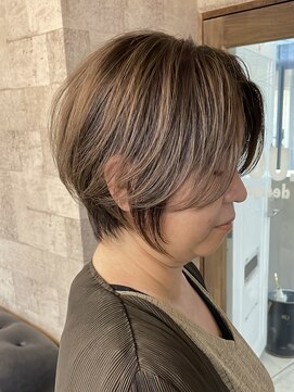 プラグ ヘアーデザイン 大名店(PLUG hair design) ショートボブ/ショートヘア/脱白髪染め/白髪ぼかし/髪質改善