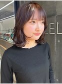 ショコラグレージュ　ミディアム　顔周りレイヤー　透明感