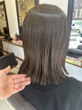 ヘアアンドスパ ベル(Belle) 切りっぱなし・ミディ・くびれ