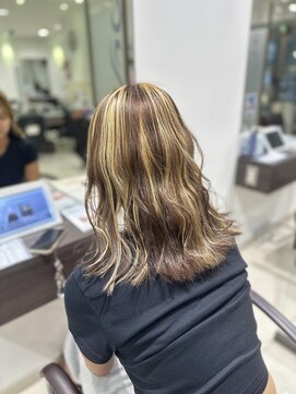 クロップ エス 茅ヶ崎本店(crop es) 海外風ハイライト