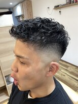 ツバメ(Tsubame) ピンパーマ+スキンフェード