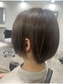 耳かけショートボブ