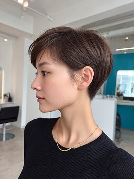 クレビア 名古屋(CreBiA) 艶髪/透明感/レイヤーカット/顔まわりカット/ベリーショート