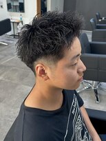 ヒュイル バイ ニアウ(Hwyl by Niau) メンズカットショートスパイキーショートナチュラル刈り上げ