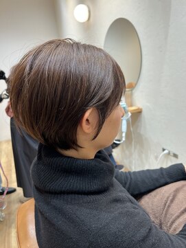 ヘアポケット スタイル店(HAIR POCKET) 丸みシルエットの大人ショート
