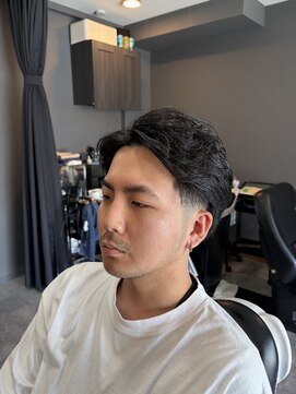 ザ ブライト バーバー(The BRIGHT BARBER) Lowフェード セミバック