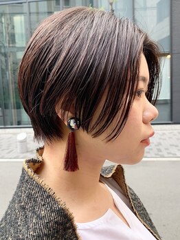 《カット+トリートメント\4500》ショートヘアは<sumika>のミリ単位カット!!顔周りのカットで小顔効果も♪