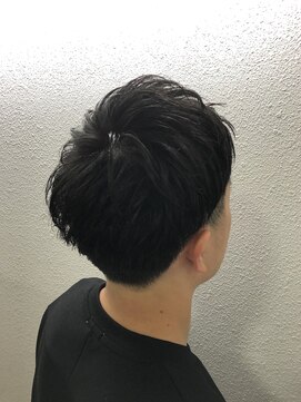 プレミアムバーバー 銀座店(PREMIUM BARBER produce by HIRO GINZA) ツーブロックショートスタイル